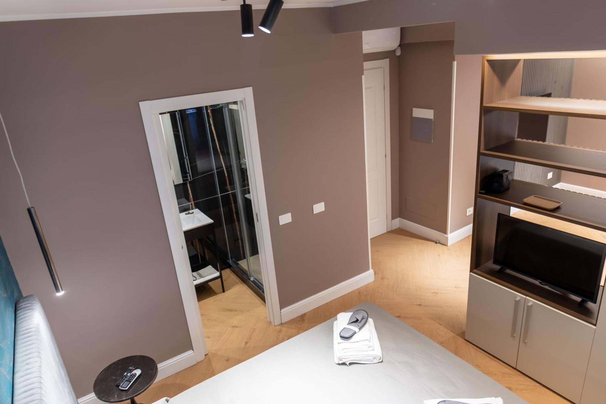 Flat Urban Rom